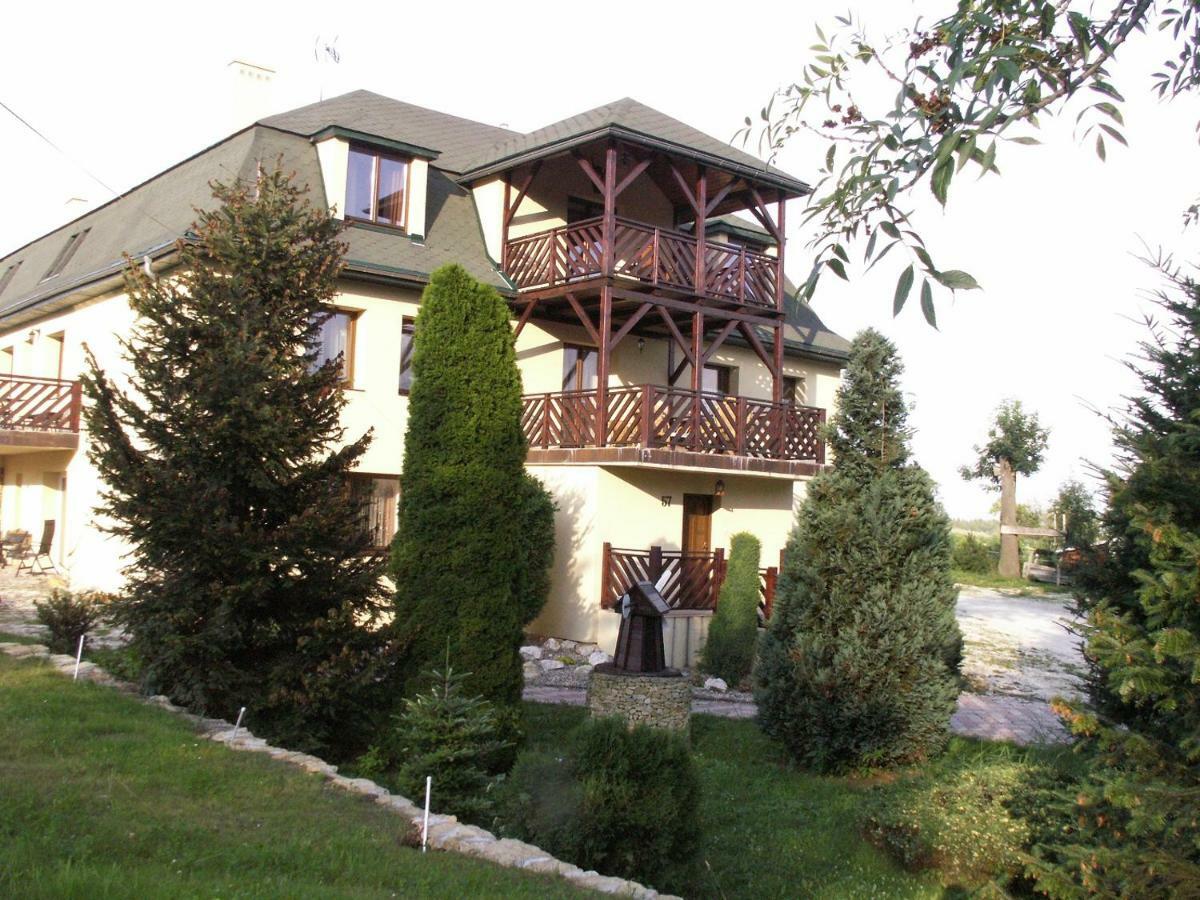 Agroturystyka Leszczynowy Dworek Ponikwa  Exterior foto